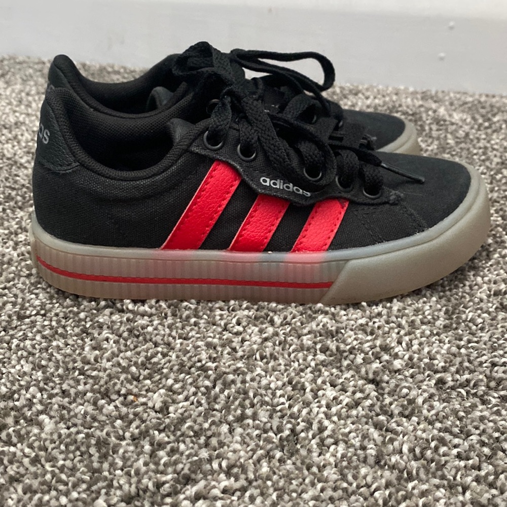 Adidas youth shoe